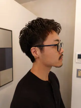 ショート unfeigned02所属・おーした /カットモデル伏見栄のヘアスタイル