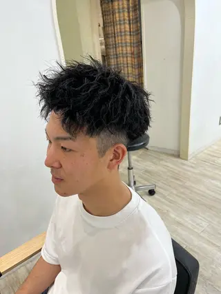 ショート パーマ メンズ Utata  literie所属・嵯峨 大地／パーマ／ ハード系／特殊系のヘアスタイル