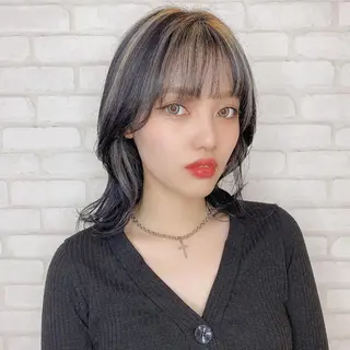 ミディアム カラー abilita AZUSAのヘアスタイル