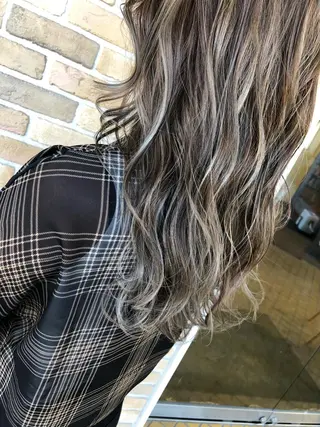 ロング カラー パーマ ヘアアレンジ ❣️倉敷❣️美髪 カラー能登一成のヘアスタイル