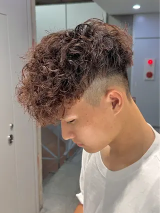 ミディアム パーマ メンズパーマ特化 TAIGAのヘアスタイル