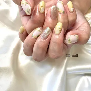 ミディアム pllia beautyのネイルデザイン