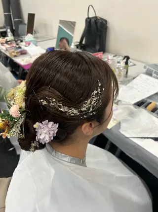 セミロング ヘアアレンジ UNC所属・丸岡 桜のヘアスタイル