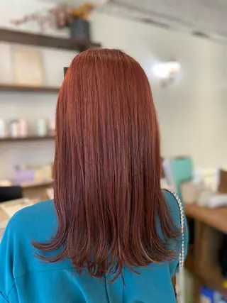 セミロング カラー 福田 里央のヘアスタイル