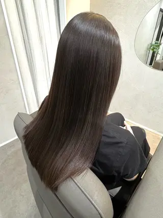 ロング Salon de Qualia(サロンドクオリア)所属・ハイトーン/外国人風 カラー/メンズパーマのヘアスタイル