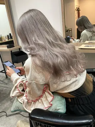 ロング カラー GATE.所属・シマヅ タイジのヘアスタイル