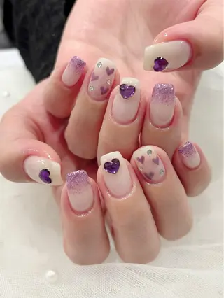 ネイル Zir nail 津田沼店所属・☁️ ゆい 🧸💛のネイルデザイン