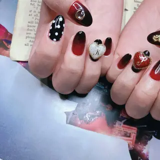 ネイル NOIROUGE所属・NOI ROUGEのネイルデザイン