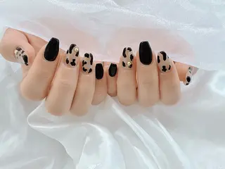 ネイル Regene ARAKIのネイルデザイン