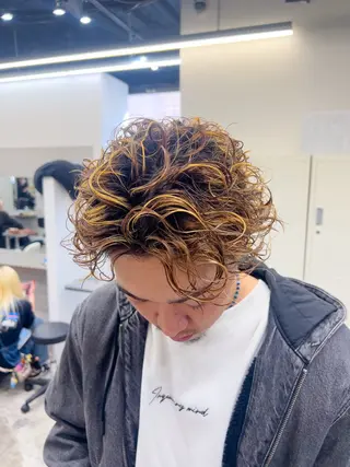 ショート パーマ メンズ ウルフ🐺/ボブ ハイトーン🌈/増田のヘアスタイル