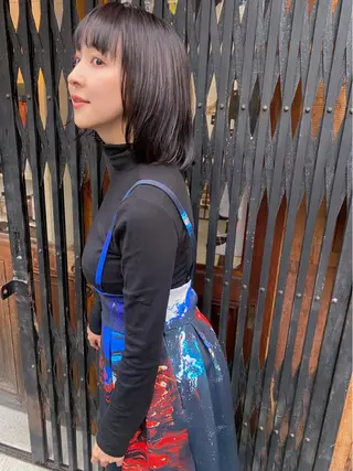 ミディアム AMILI所属・AMILI NAKAZAKIのヘアスタイル