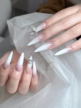 ネイル Maggie Nail🦩のネイルデザイン