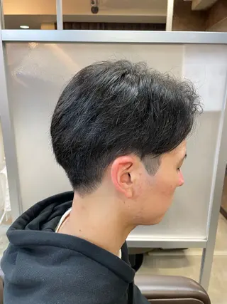 ショート メンズ メンズパーマ特化 カバヤマ　リョウのヘアスタイル