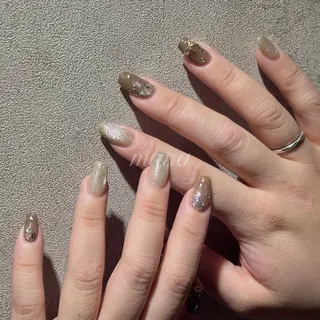 ネイル Salon Aina北千住所属・Salon Aina manaのネイルデザイン