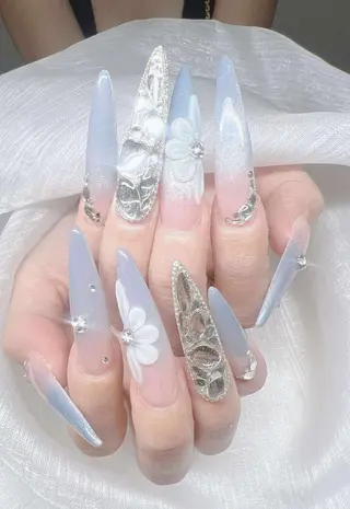 ネイル Lee Nailsのネイルデザイン