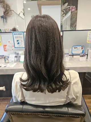 セミロング カラー 関口 友菜のヘアスタイル