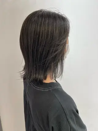 ミディアム カラー 🐺ウルフ/レイヤー 似合わせ‎🤍沙羅のヘアスタイル