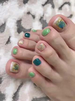 ネイル Flowerネイルサロン所属・. yukiのネイルデザイン