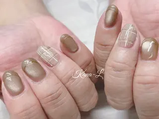 ネイル 芦辺 香奈のネイルデザイン