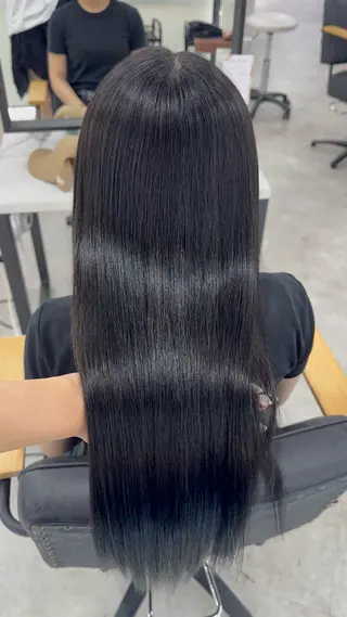 ロング カラー 赤み無し柔らかカラー 【梅田】madokaのヘアスタイル