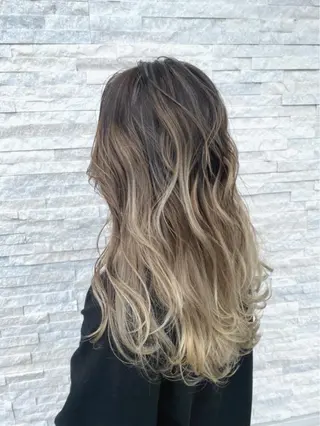 ロング カラー パーマ ヘアアレンジ ネイル 美容室 ソンリエのヘアスタイル