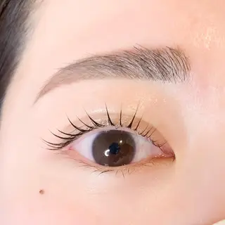 アイブロウ Amber eyes 矢野みずきのマツエク・マツパデザイン