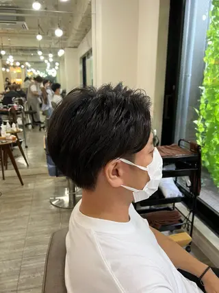 ショート メンズ 韓国風　くすみカラー パーマKOUKIのヘアスタイル