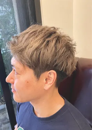 カラー メンズ 堀田 結香のヘアスタイル