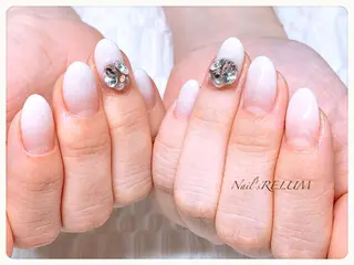 ネイル THECOLORS所属・近貞 莉奈のネイルデザイン