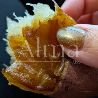 ネイル Alma by kittys 谷保店所属・Alma chitoseのネイルデザイン