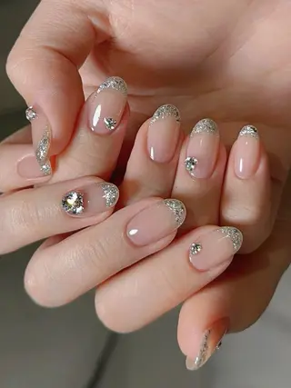 ネイル pink ladyサロン所属・べ にのネイルデザイン