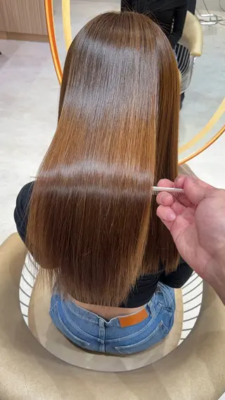 セミロング カラー レイヤー❣️縮毛矯正 川村利幸のヘアスタイル