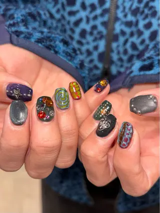 ネイル 個性派ネイル /コトミ🐸のネイルデザイン