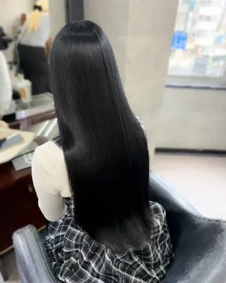 ロング ハイトーンエクステ 🎩カズキ🎩のヘアスタイル
