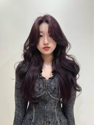 ロング カラー ヘアアレンジ レイヤーカット🤍 RINAのヘアスタイル