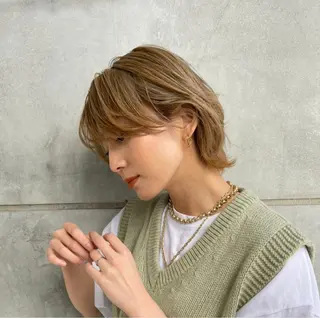 ショート カラー 櫻井 未悠のヘアスタイル