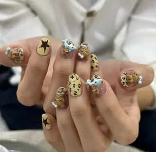 ネイル Pure&Rich Nailのネイルデザイン