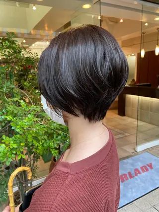 ショート カラー 艶カラー🌙縮毛矯正 /ボブ【Reina】のヘアスタイル