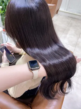 ロング カラー 村山 茉衣のヘアスタイル