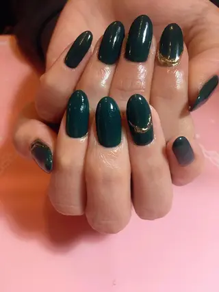 ショート ネイル 古川 里美のネイルデザイン