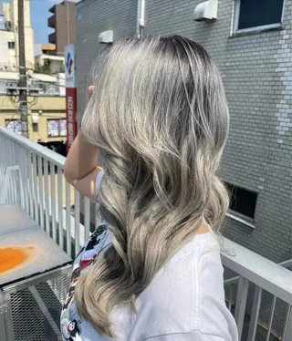 ロング カラー 透明感カラー✨艶髪 制作🌱山根あゆみのヘアスタイル