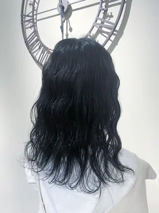 セミロング カラー 川越 輝梨奈のヘアスタイル