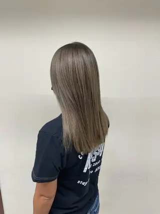 ロング カラー voice所属・voice 相良のヘアスタイル