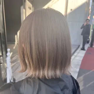 ショート カラー 💖ブリーチ/暖色 𝐘𝐮𝐢💖のヘアスタイル