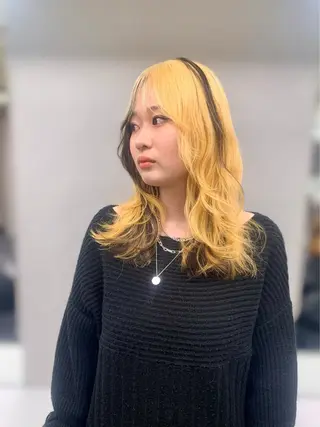 ミディアム カラー ヘアアレンジ 個性爆弾💣 ダブルカラー/ゆかのヘアスタイル