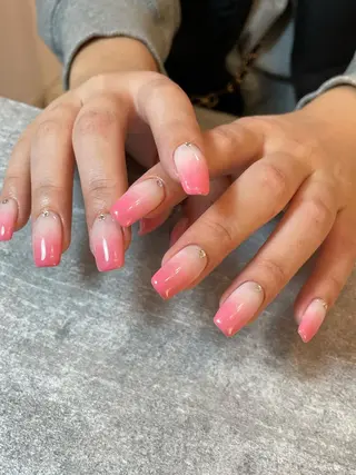 ネイル Ami 🦥のネイルデザイン