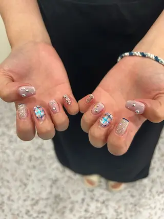 ネイル 小松 千冬snazzyのネイルデザイン