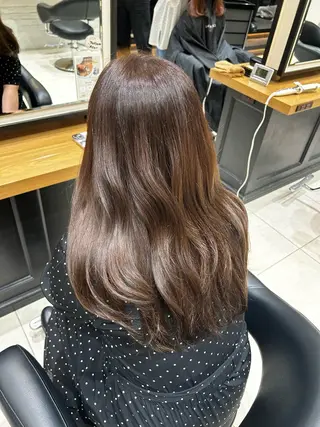 ロング maison blanc AVEDA所属・ホリオ チヒロのヘアスタイル