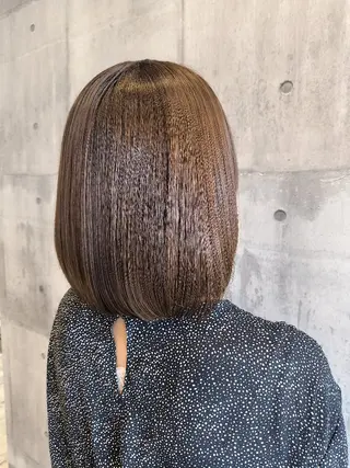 カラー ミディアム 吉岡 天星のヘアスタイル