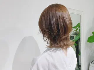 ミディアム タカハシ ハヤトのヘアスタイル